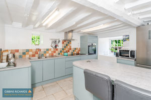 Kitchen- click for photo gallery